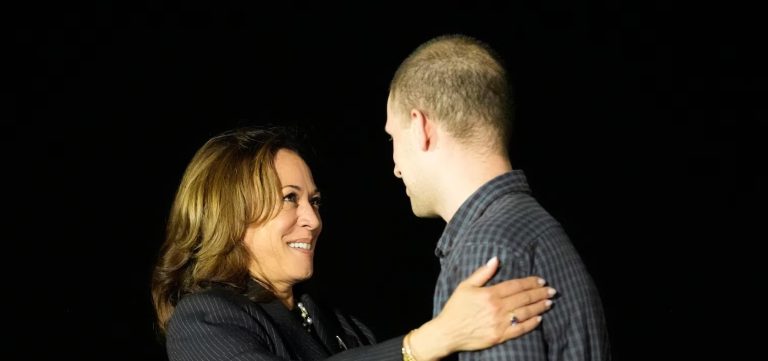 Evan Gershkovich, Paul Whelan greeted by President Biden, VP Harris after landing on US soil